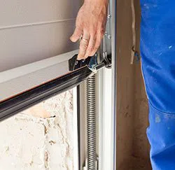 Exclusive Garage Door Service Boston, MA 617-301-4535 - springs-side